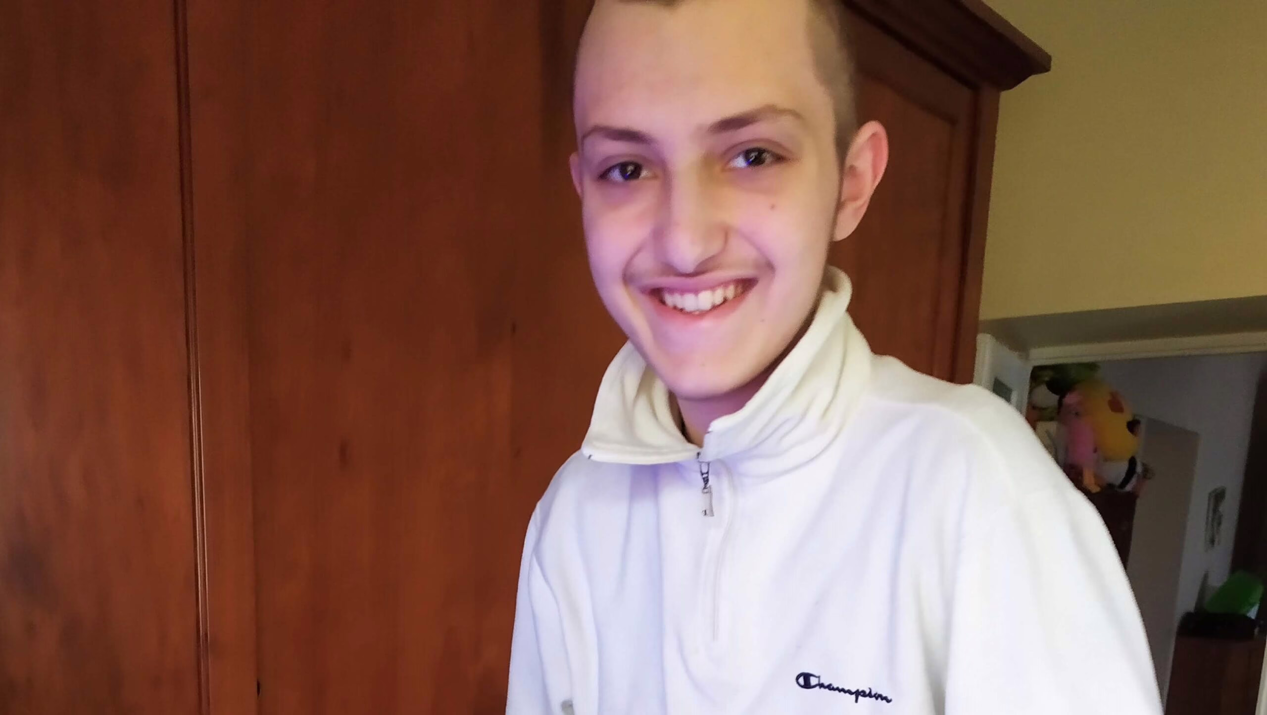 Eugenio sul tapis roulant, primo piano